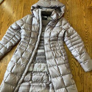 The North Face Metropolis Parka Puffer Hooded Lilac Purple Size Small 550 Down